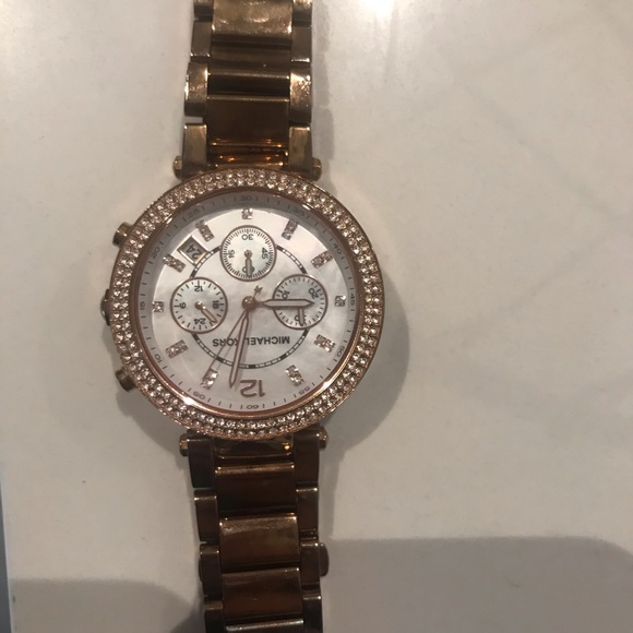 Michael kors watch - Picture 1 of 2